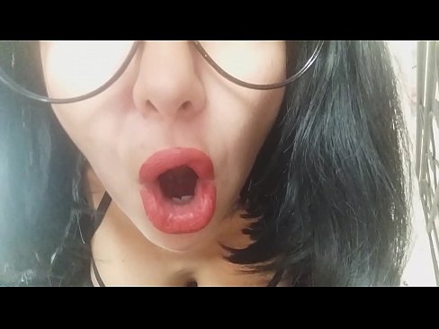 ❤️ מותק, אמך החורגת לא מרשה לך ללכת לבית הספר היום... אני צריך אותך יותר מדי... ❤❌ פורנו ב-iw.sexindrag.ru ☑